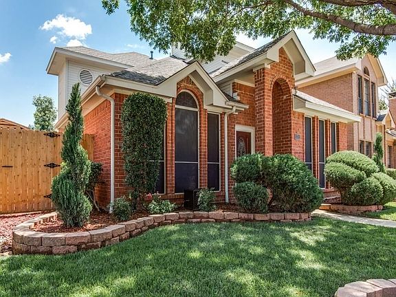 2nd image of 1703 Circle Creek Dr