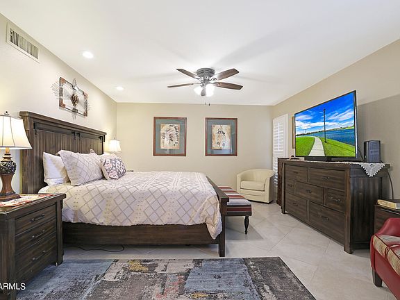 3rd image of 11101 W CAMEO Drive
