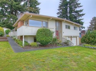 17128 NE 5th Pl, Bellevue, WA