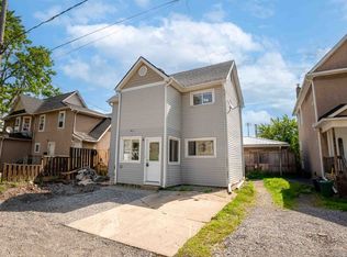 8 Garner Ave, Welland, ON L3B 2X6