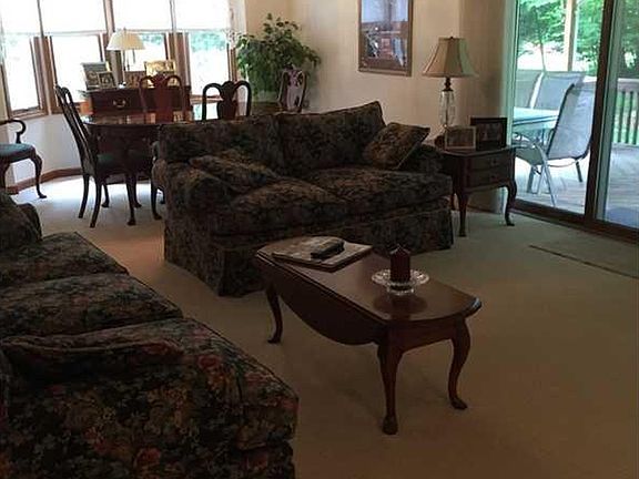 5th image of 549 Lake Ave