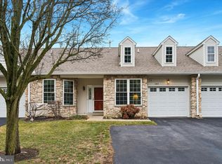 1363 Palmer Dr #122, Springfield, PA 19064