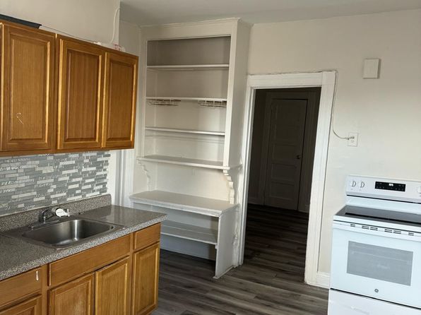 138 Orchard St APT 2L