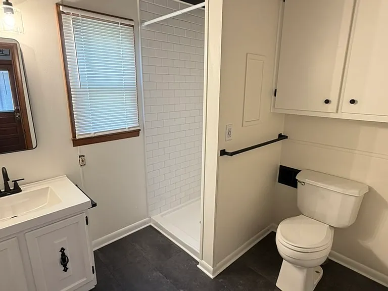307 N Main St — Photo 12