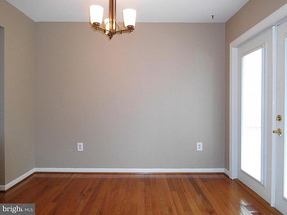 5th image of 5029 Lynwood Dr