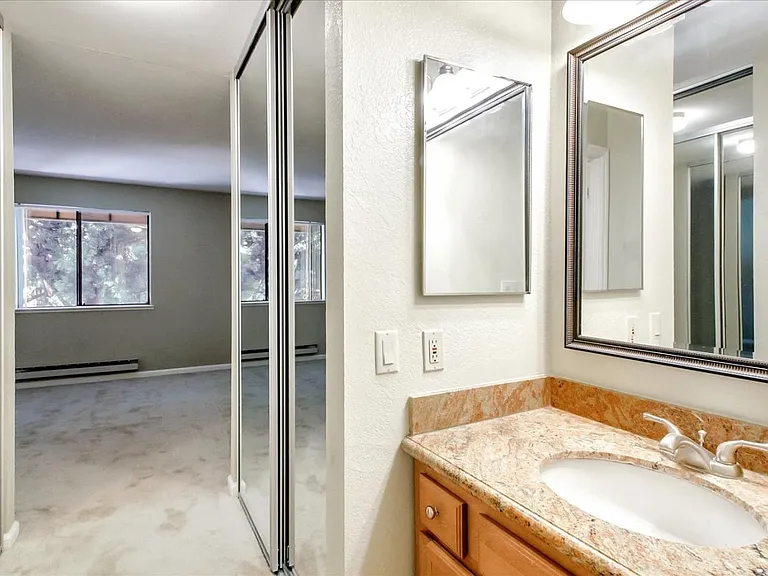 2250 Monroe St #382 — Photo 18