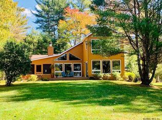 18 Camp Way Rd, Adirondack, NY 12808