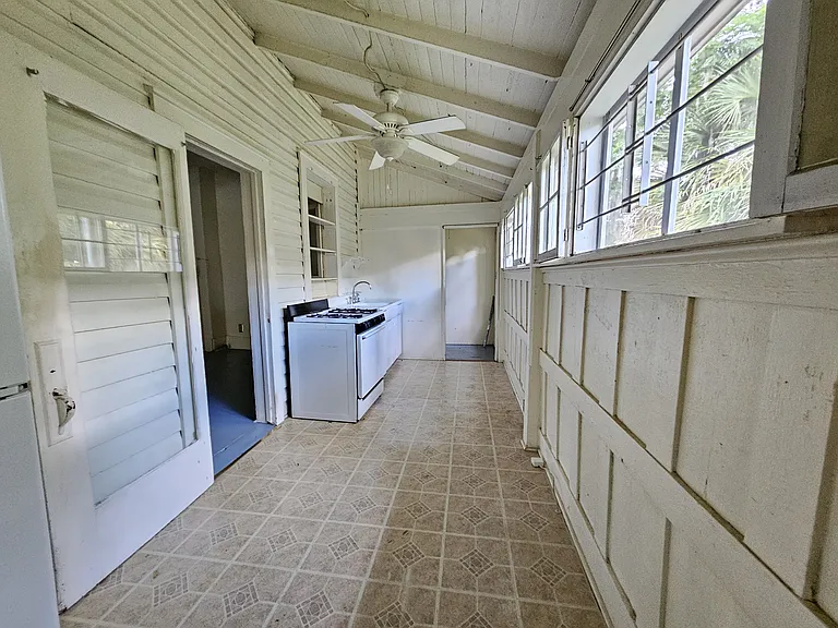 214 NW 4th Ave #2 — Photo 14