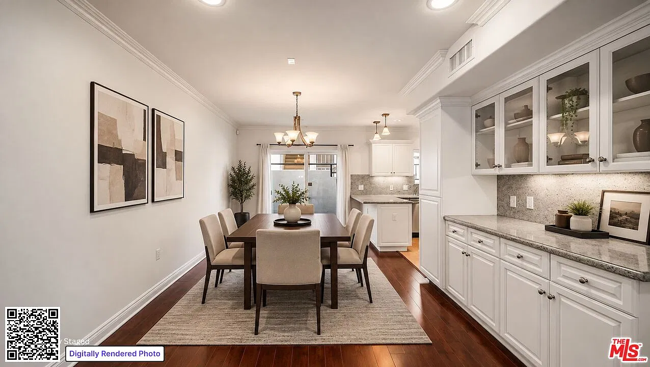 1529 S Beverly Dr — Photo 2