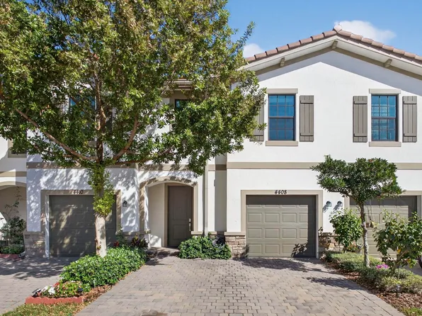 4408 Hemlock Dr, Riviera Beach, FL 33410