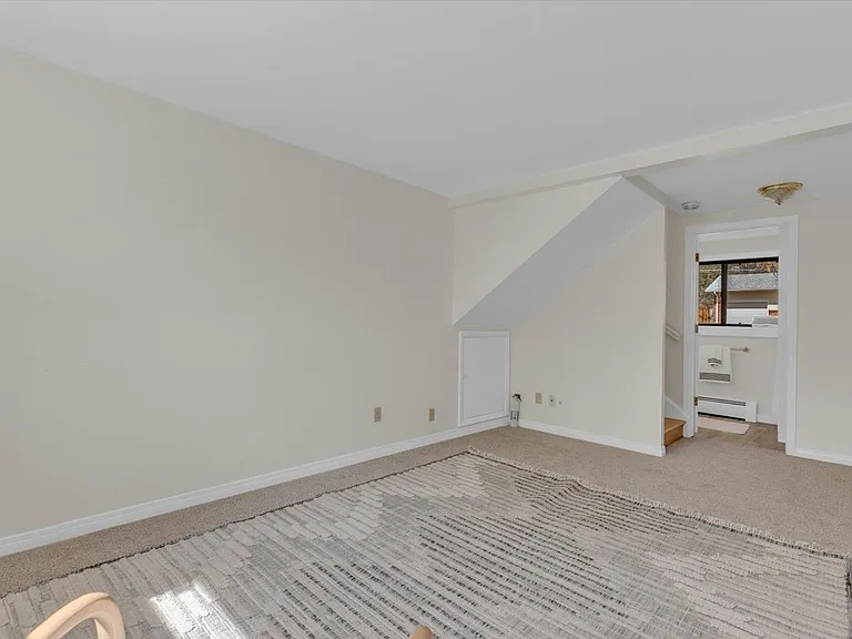 650 Hartford Dr — Photo 23