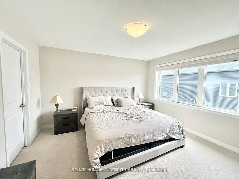 1042 Parabolica Way — Photo 17