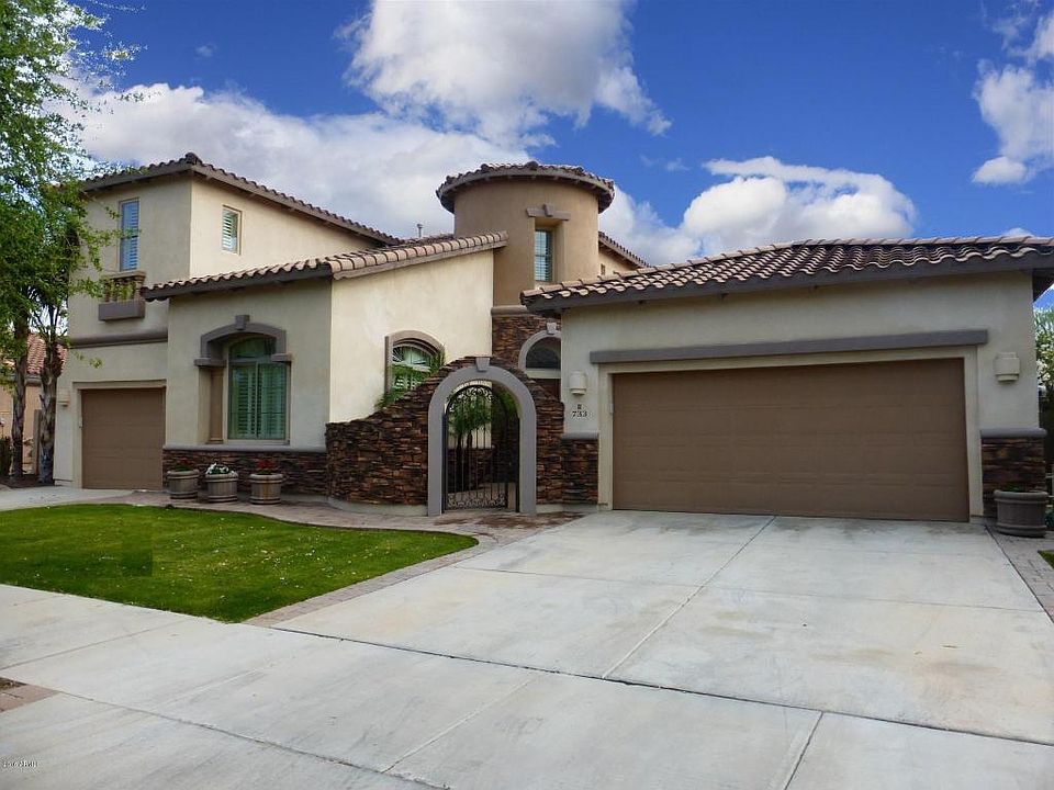 1st image of 733 W Mesquite Ln