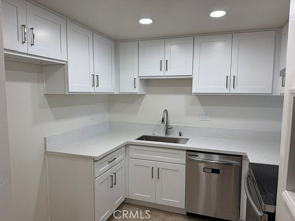 3rd image of 3054 Associated Rd Unit 26