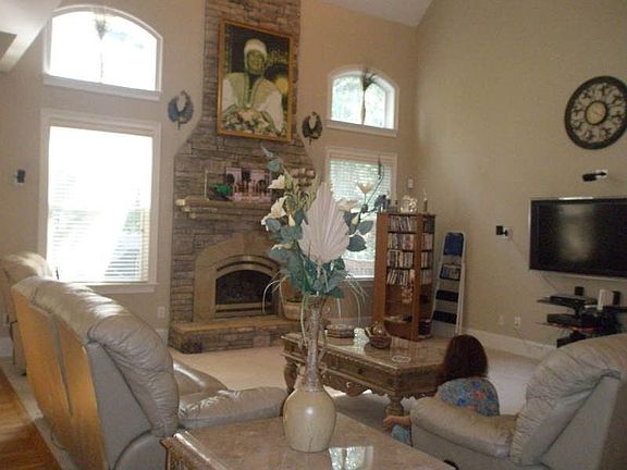 3rd image of 446 Fosters Cove Way