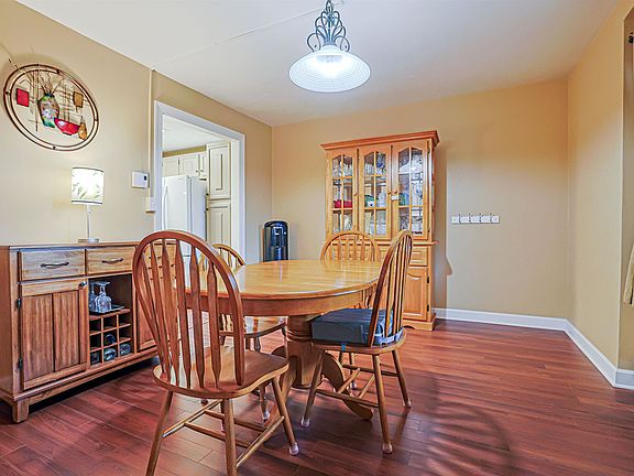 4th image of 663 Cherry Valley Road #306