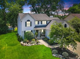 2213 Forest Hills Dr, Orion, MI 48359