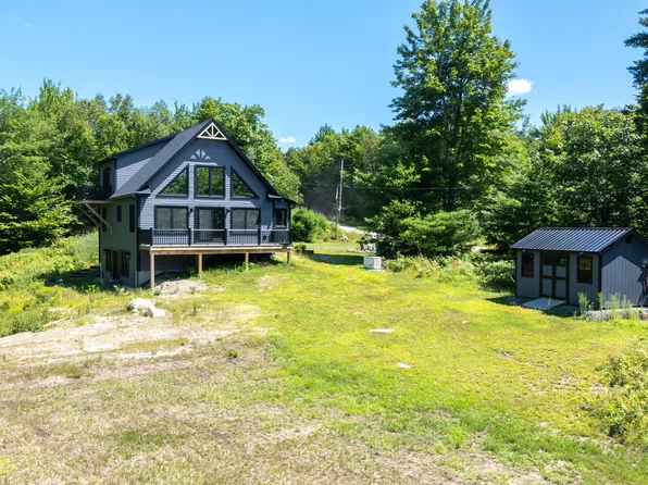 16 Dundee Lane, Bridgton, ME 04009
