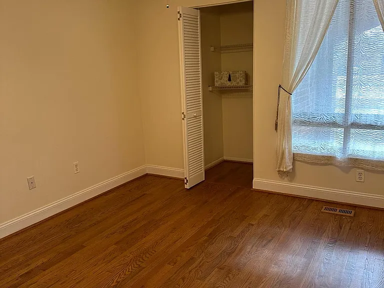 1741 S Hayes St #1 — Photo 20