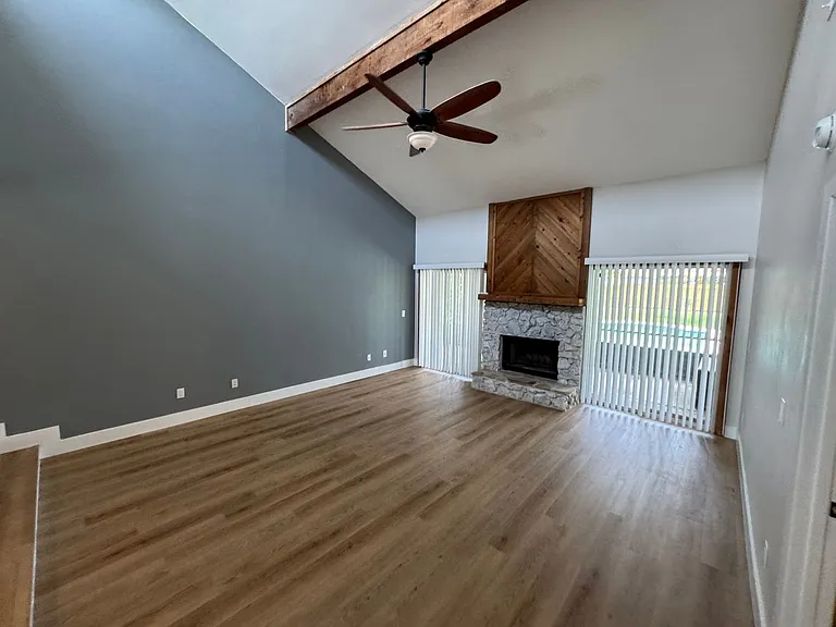 107 S Deerwood Ave — Photo 6