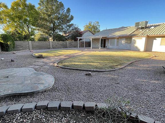 2nd image of 3913 W Morelos St