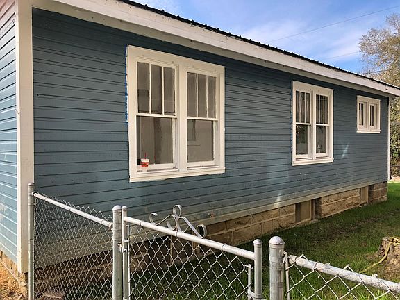5th image of 81 Bentley Ave