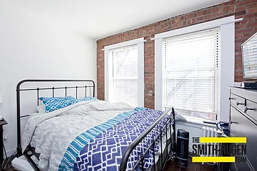 Rented by R New York