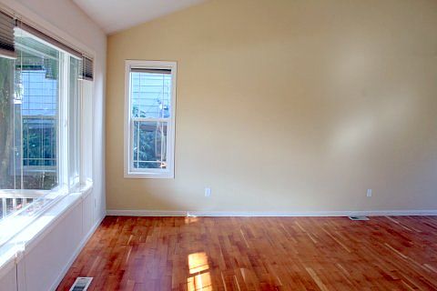 4th image of 1517 8th St NW