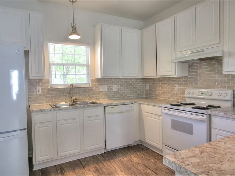 5 Shields Ct — Photo 9