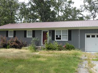 905 Northwood Dr, Centre, AL 35960