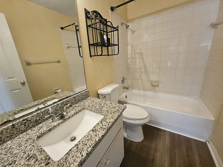 10106 Belleville Pl — Photo 35