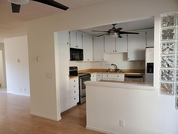 3rd image of 6956 Park Mesa Way Unit 15