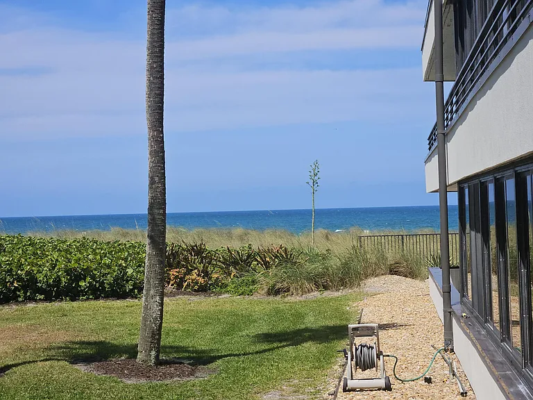1357 Ocean #104 — Photo 26