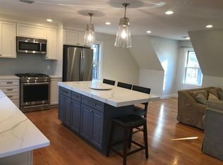 5 Abington St #5, Hingham, MA 02043