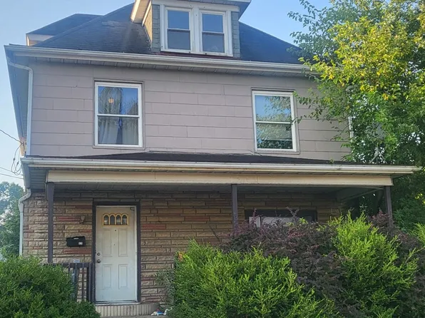 820 Lathrop St, New Castle, PA 16101