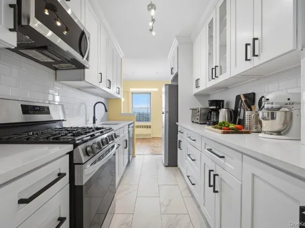 5500 Fieldston Road #8AA, Bronx, NY 10471