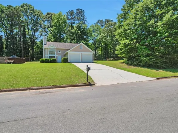 4879 Ardsley Dr, Lithonia, GA 30038