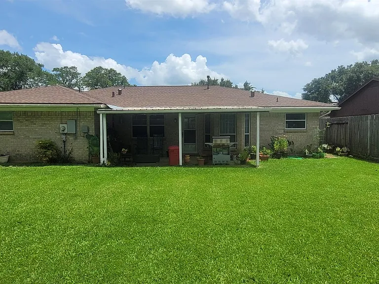 1807 Sleepy Creek Way — Photo 17