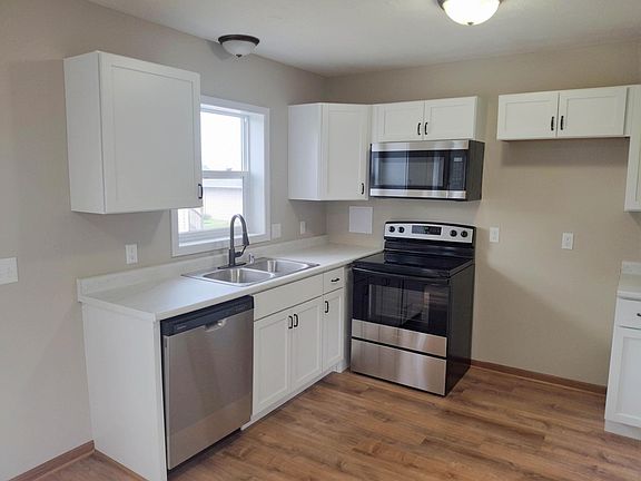 4th image of 1304 17th St SW