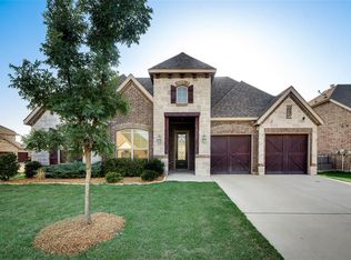 441 Whispering Willow Dr, Midlothian, TX 76065