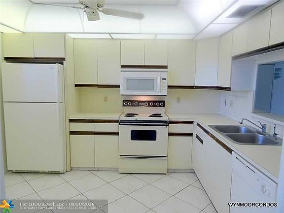 5th image of 3306 Aruba Way APT B3