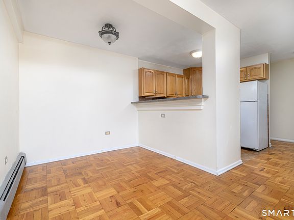 5th image of 87 Glenbrook Road #7F