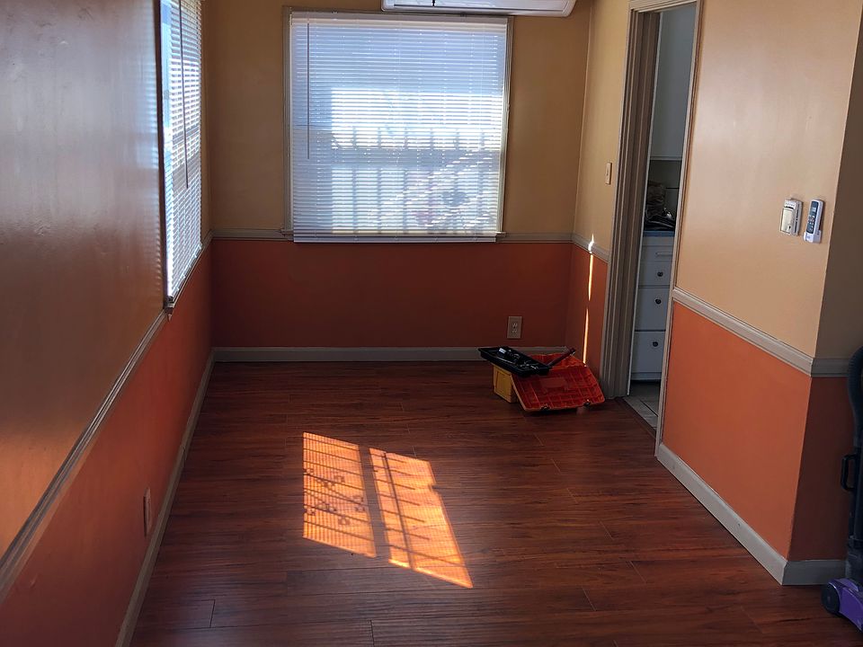 2nd image of 6411 S Van Ness Ave #6411