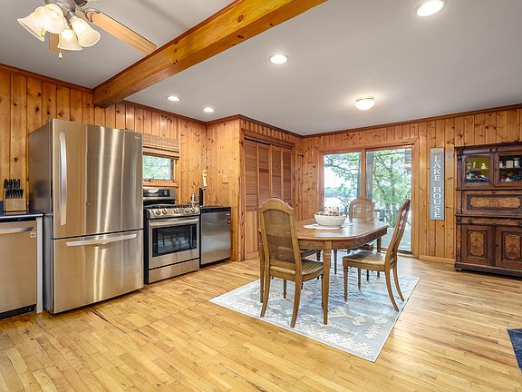 3rd image of 238 Lawrence Dr