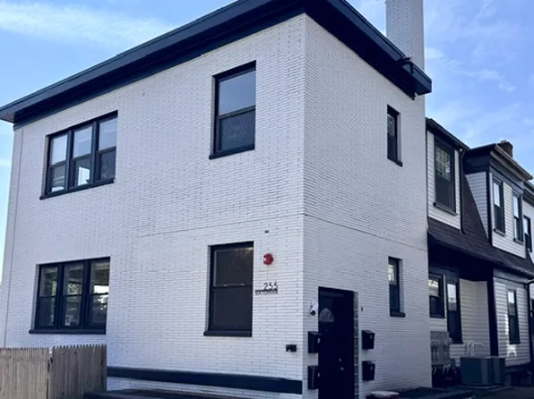 255 Waterman St #4, Providence, RI 02906