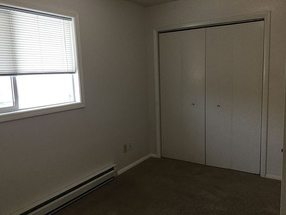 3rd image of 1411 Stoddard St APT 1