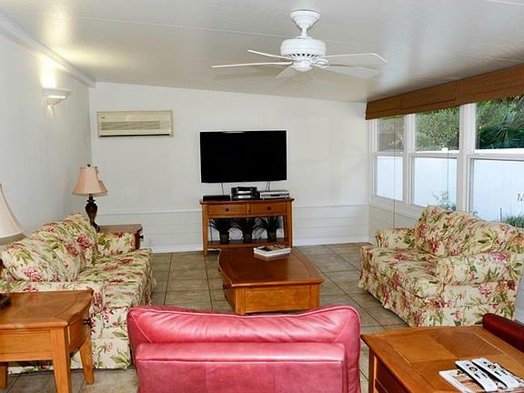 4th image of 135 Nova Dr