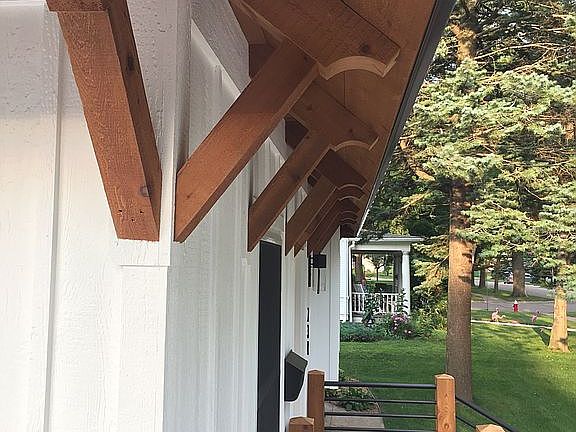 Metal roof with cedar