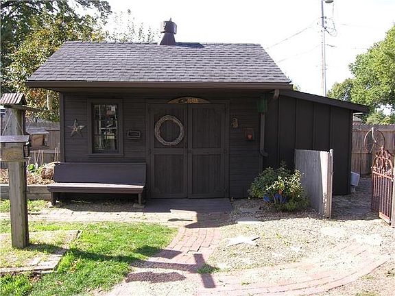 5th image of 15016 E 42nd Ter S