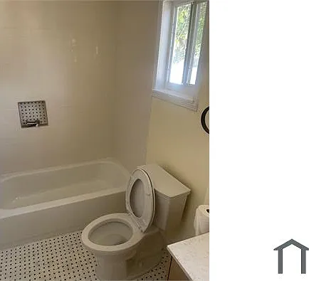 917 15th Ave S #1 — Photo 7